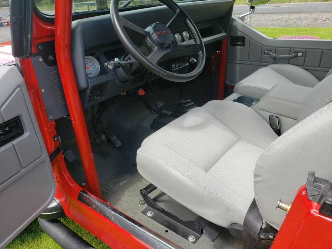 1989 Jeep Wrangler - photo 8