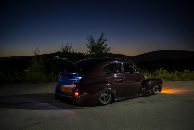 1946 Ford Deluxe - photo 3