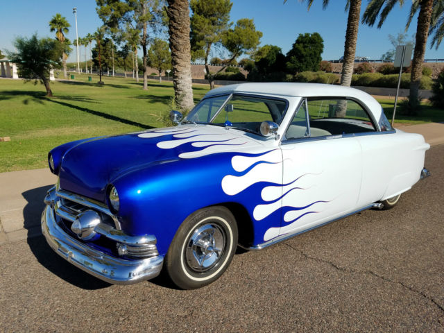 1951 Ford Victoria