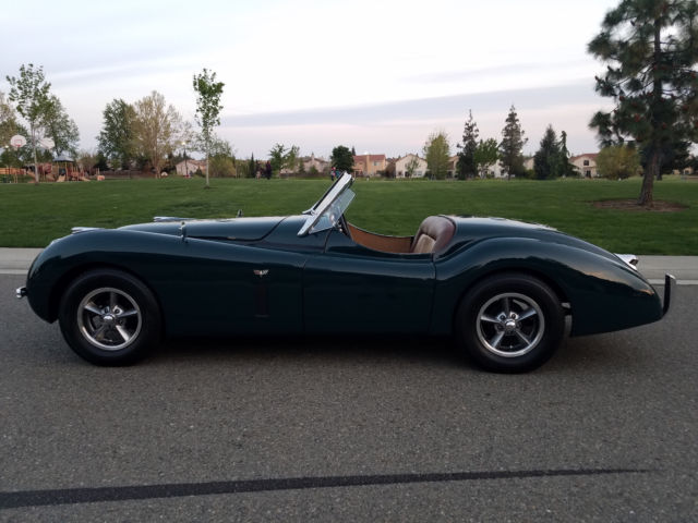 1952 Jaguar XK 120 - photo 2
