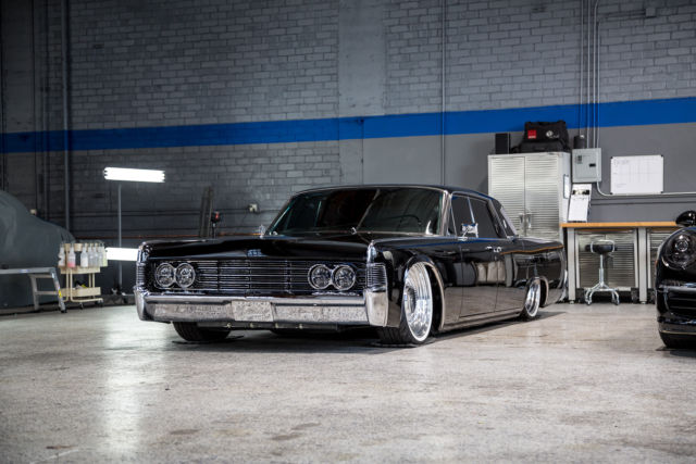 1965 Lincoln Continental silver - photo 4