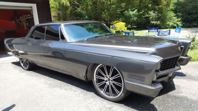 1967 Cadillac DeVille shaved 4 door coupe - photo 4