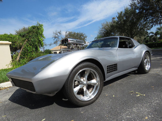 1971 Chevrolet Corvette Coupe, T-Tops - photo 6