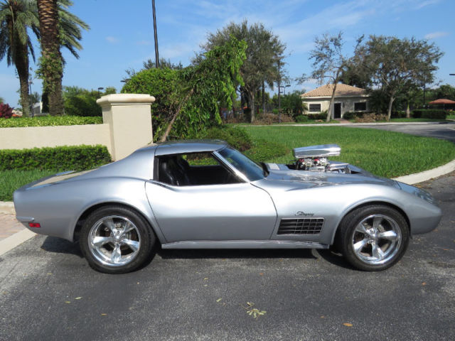 1971 Chevrolet Corvette Coupe, T-Tops - photo 3