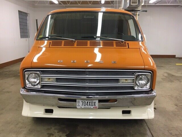 1976 Dodge B200 Van - photo 10