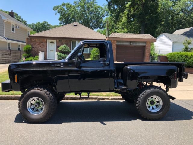 Custom 1976 GMC K25 Stepside 3/4 Ton 4x4 1 Ton Axles 456 Gears 383 Winch 1976 GMC K25