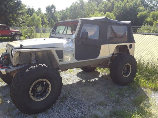 1981 Jeep Wrangler - photo 2