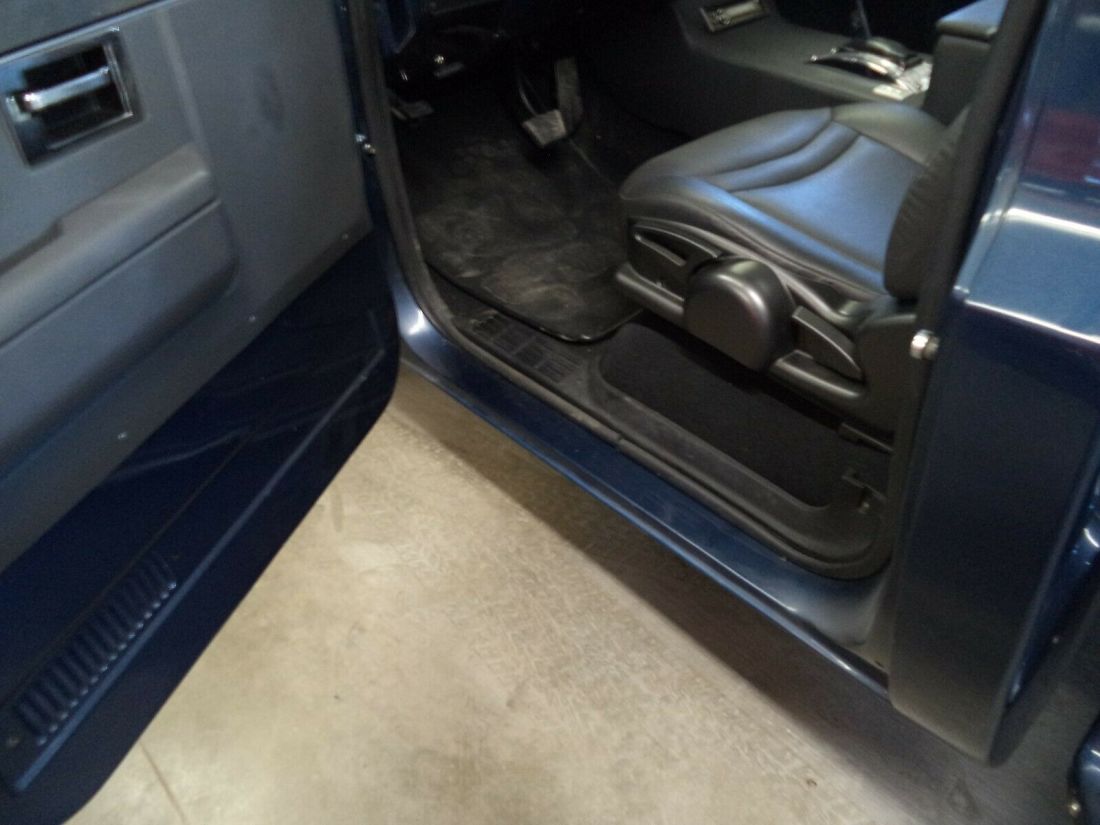 1983 Chevrolet C-10 step side - photo 12