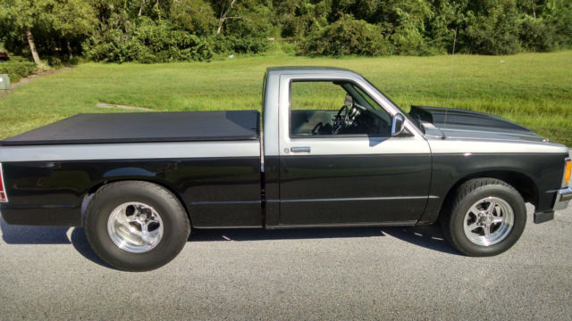 1985 Chevrolet S-10 Custom - photo 2