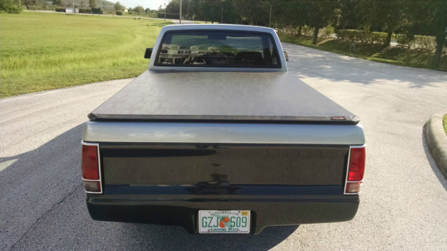 1985 Chevrolet S-10 Custom - photo 4