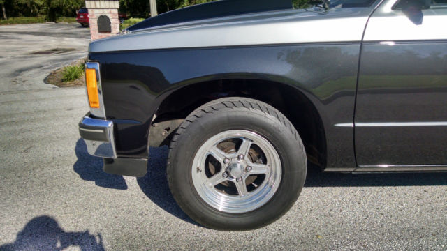 1985 Chevrolet S-10 Custom - photo 5