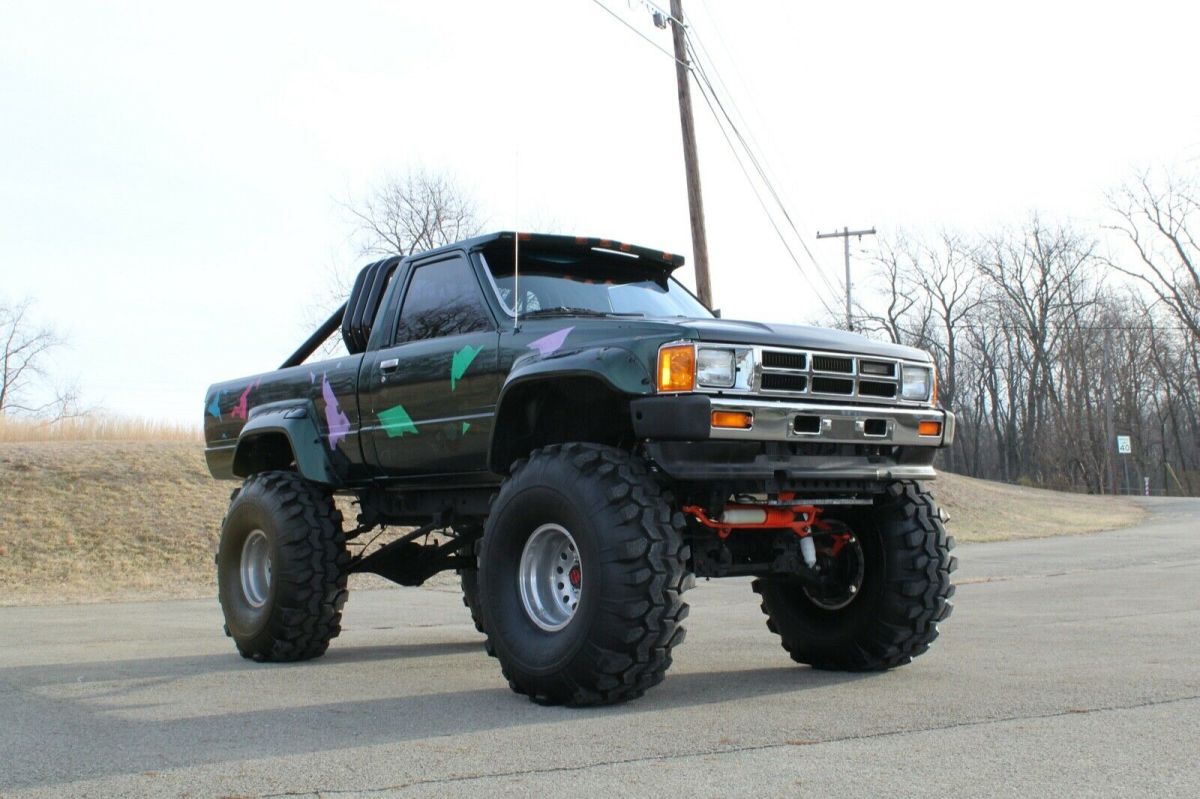 1985 Toyota Pickup SR5 - photo 2