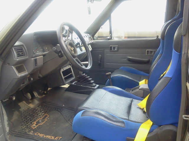 1988 Toyota 4Runner SR5 Sport Utility 2-Door - photo 6