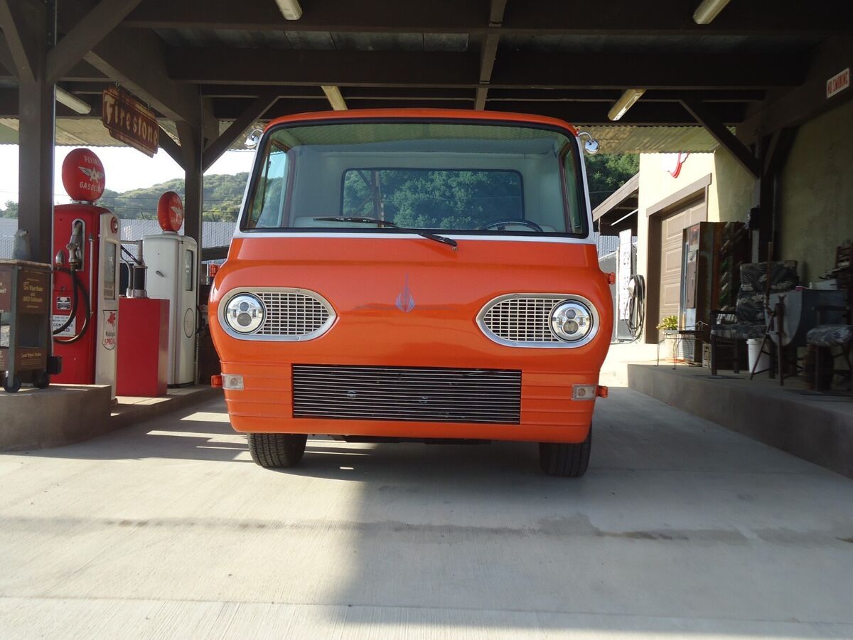 1961 Ford E-Series Van - photo 5