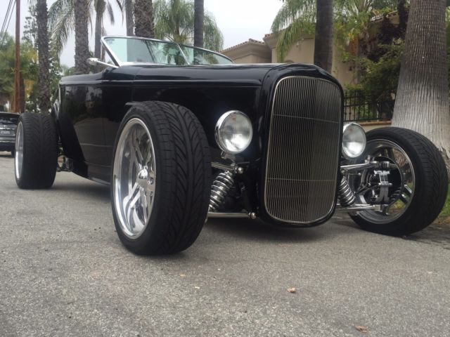 1932 Ford Roadster - photo 3