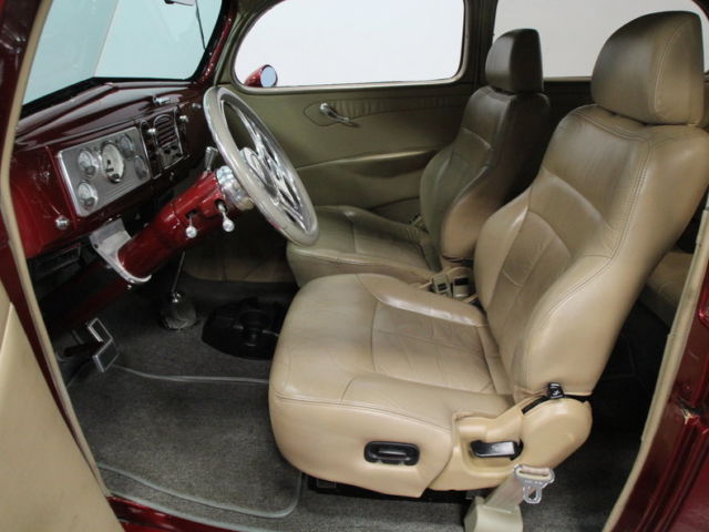 1938 Ford Tudor Sedan Humpback - photo 4
