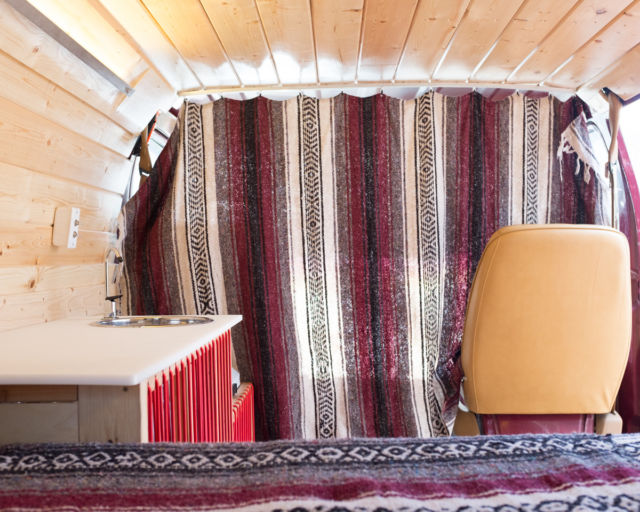 1985 Dodge Ram Van B250 - photo 9