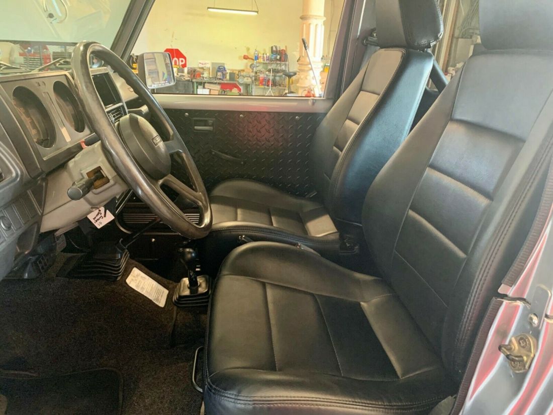 1993 Suzuki Samurai Restored, Show Quality - photo 11