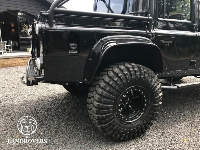 1992 Land Rover Defender Custom Bespoke - photo 8