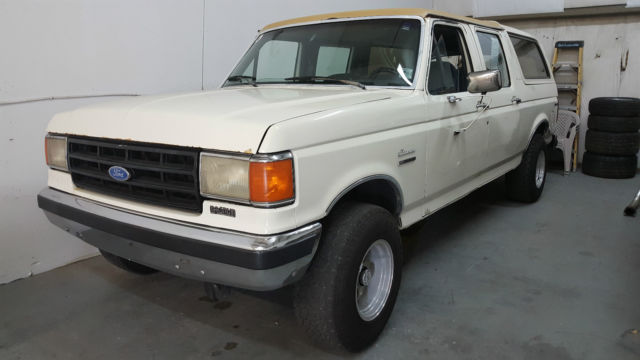 Custom built by Magnum Motor Coach 1989 Ford Bronco 4-door