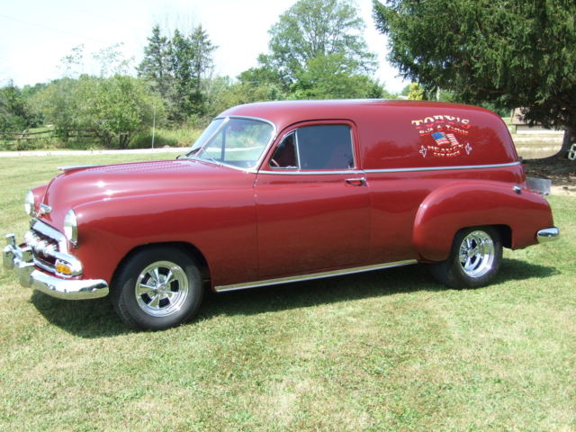 Custom Built Chassis, Corvette Rear End, 350 GM, 700-R4, Laser Straight, 1952 Chevrolet Sedan Delivery 2 Dr