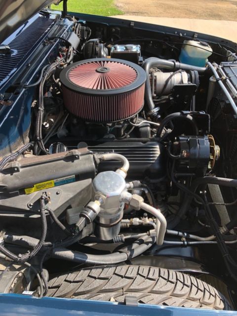 1985 Chevrolet Suburban - photo 12