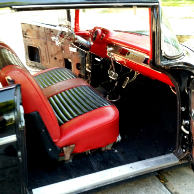 1957 Chevrolet Bel Air 2 dr hard top lowrider - photo 11
