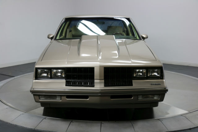 1981 Oldsmobile Cutlass Supreme - photo 2