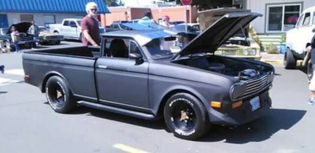 Custom Datsun 520 215 V8 Muncie 4 speed CHOP TOP HOT ROD 1970 Datsun 520