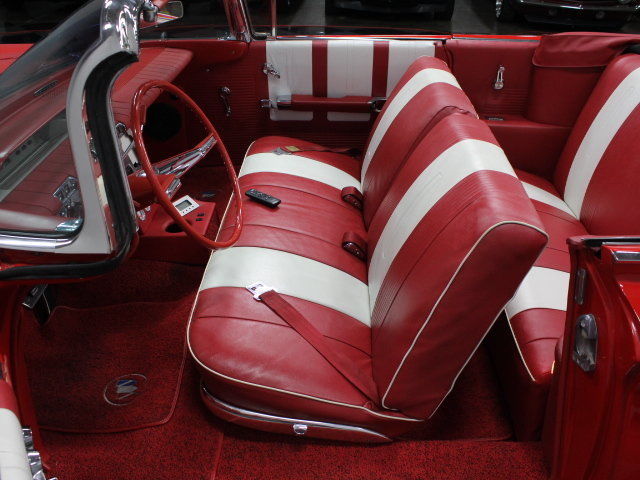 1960 Buick LeSabre Custom - photo 3