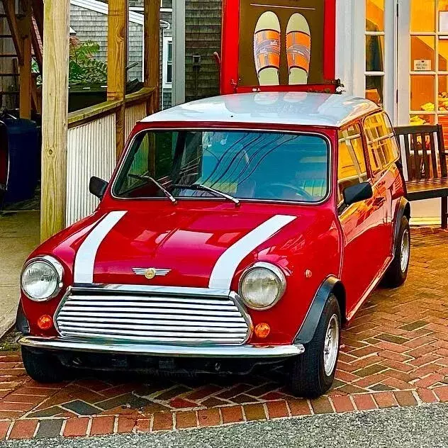 Custom Gucci seats, red with white racing stripes, Italy made Mini Cooper 1976 Mini Cooper