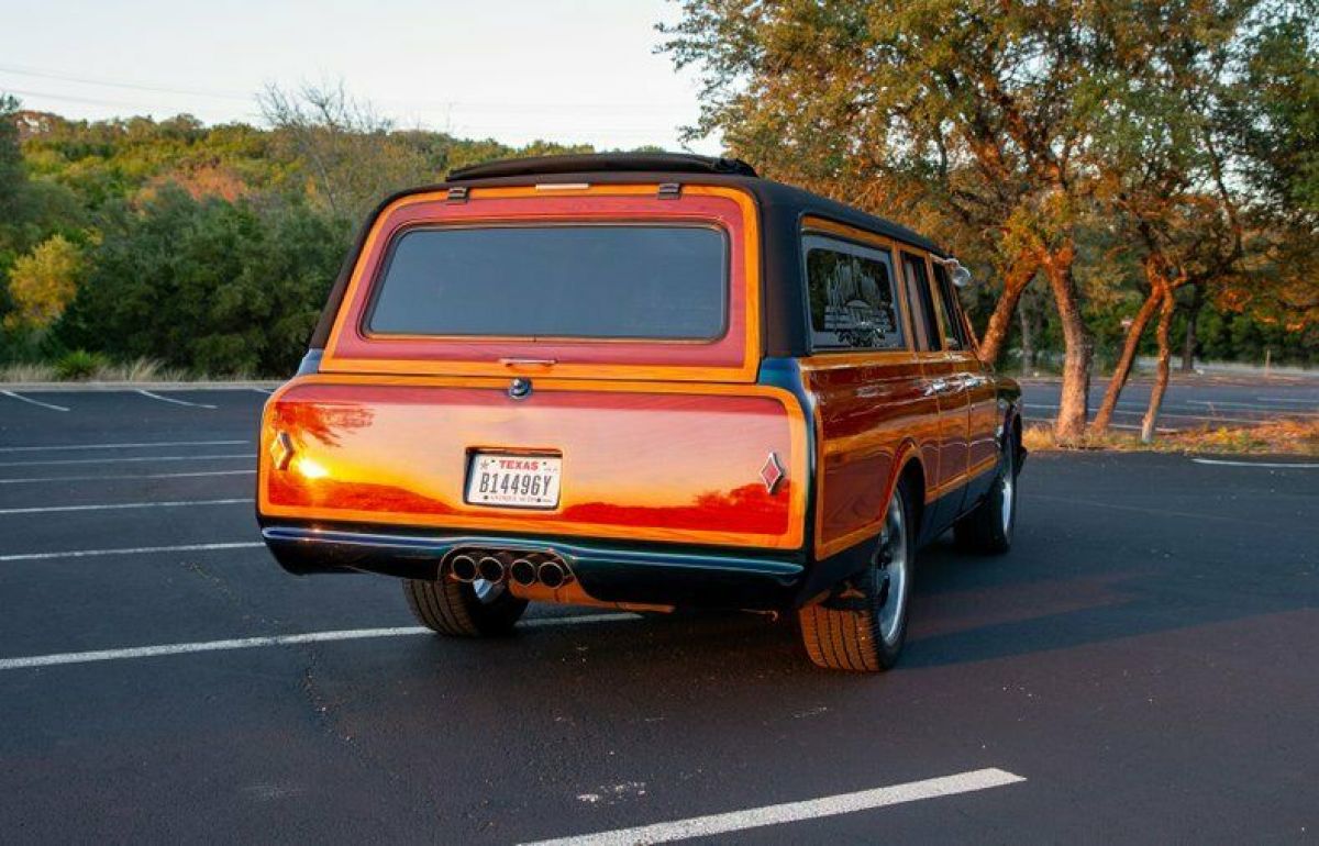 1970 Chevrolet Suburban - photo 4
