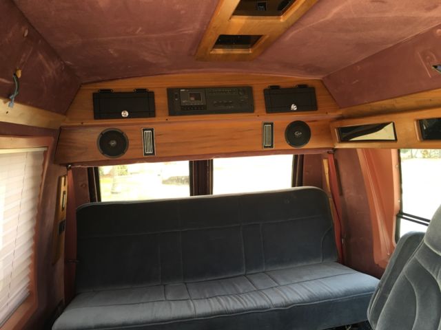 1992 Chevrolet G20 Van Custom Line-X Paint - photo 6