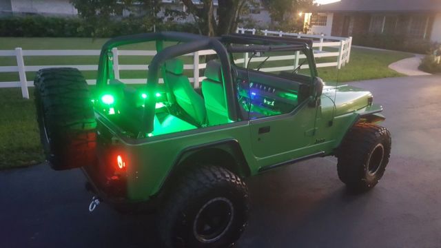 1993 Jeep Wrangler - photo 2