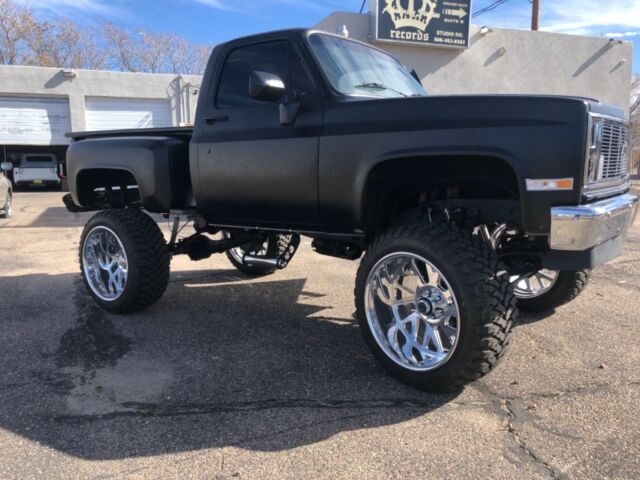 CUSTOM LIFTED 1986 Chevy k10 (4x4) BIG BOY TOY!!! 1986 Chevrolet C/K Pickup 1500