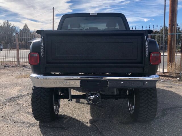 1986 Chevrolet C/K Pickup 1500 - photo 4