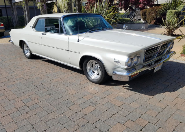 1964 Chrysler 300 Series 330K - photo 5