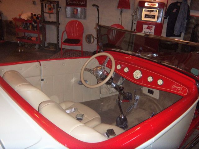 1932 Ford Roadster - photo 6