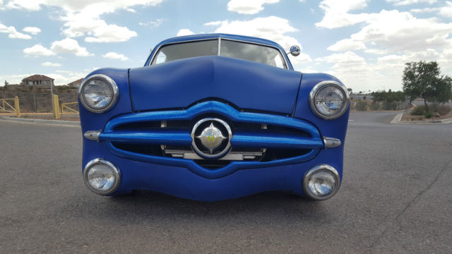 1949 Ford Coupe Custom - photo 4