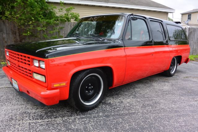 1990 Chevrolet Suburban - photo 3