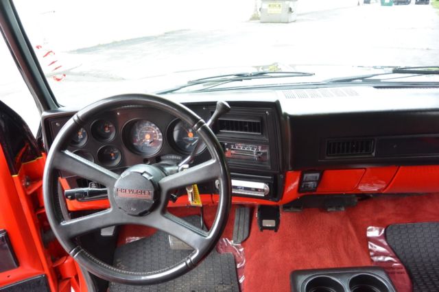 1990 Chevrolet Suburban - photo 5
