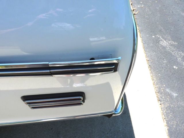 1972 Chevrolet C-10 White - photo 10