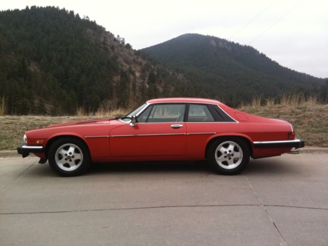 Customized 1986 Jaguar XJS 1986 Jaguar XJS