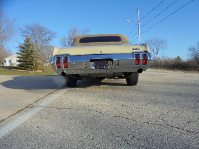 1970 Oldsmobile 442 convertible - photo 3