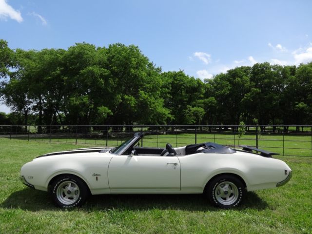 1969 Oldsmobile Cutlass CUTLASS S CONVERTIBLE - photo 2