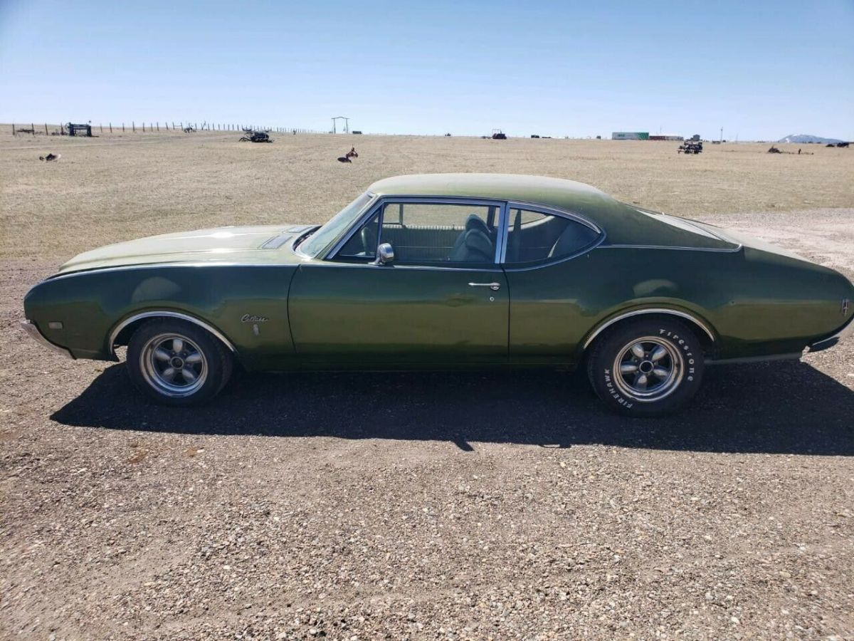 Cutlass S with Rare Factory 3-speed Manual Transmission! 1969 Oldsmobile Cutlass