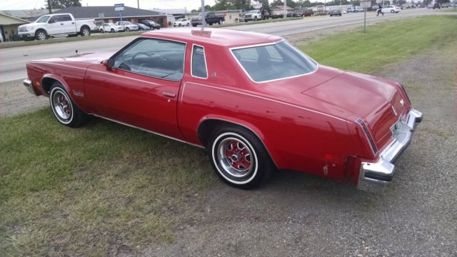 1976 Oldsmobile Cutlass salon