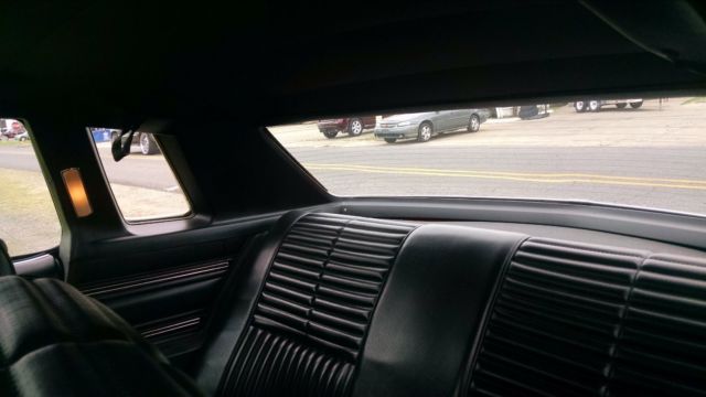 1976 Oldsmobile Cutlass salon - photo 12