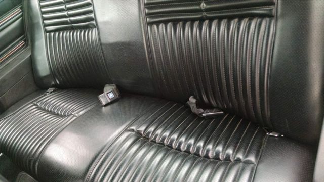 1976 Oldsmobile Cutlass salon - photo 13