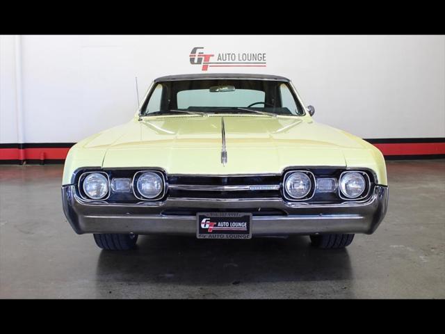 1967 Oldsmobile Cutlass Supreme - photo 2